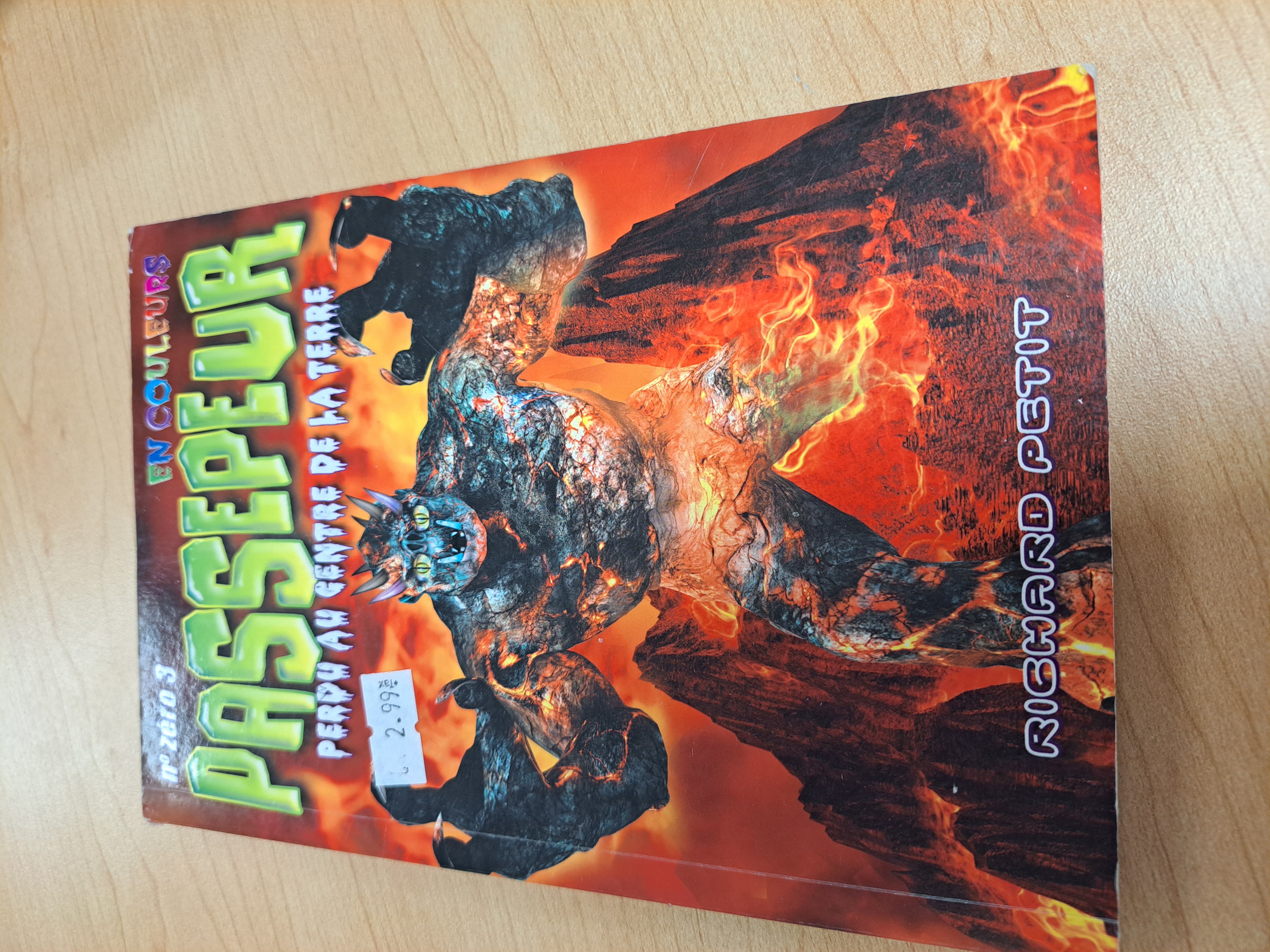 En couleur passepeur no zéro3 Perdu au centre de la terre Richard Petit livre usagé